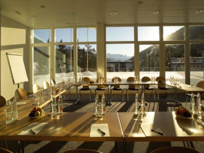 Mountain Plaza Hotel Davos Facilidades foto